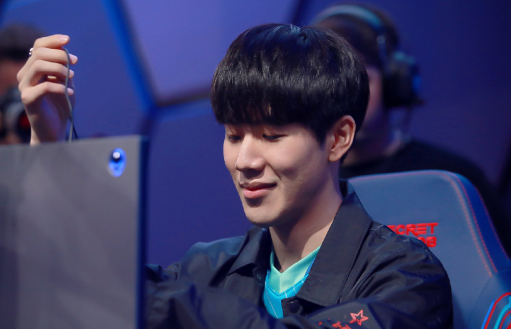 于他们的辉 于他们的辉