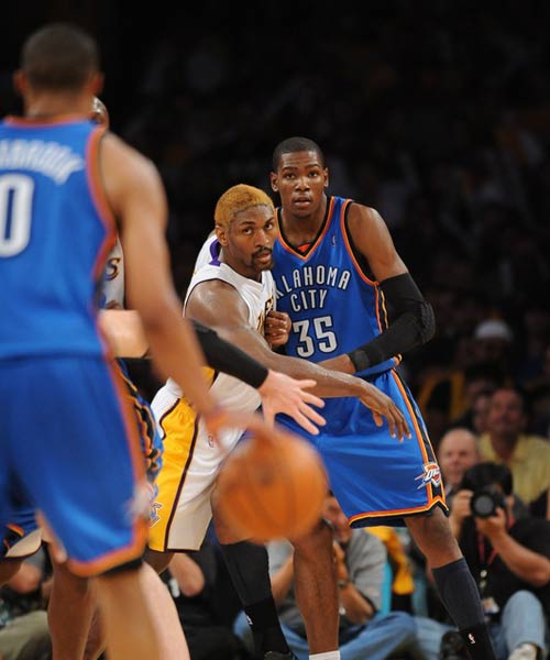 在青少年人 在青少年人