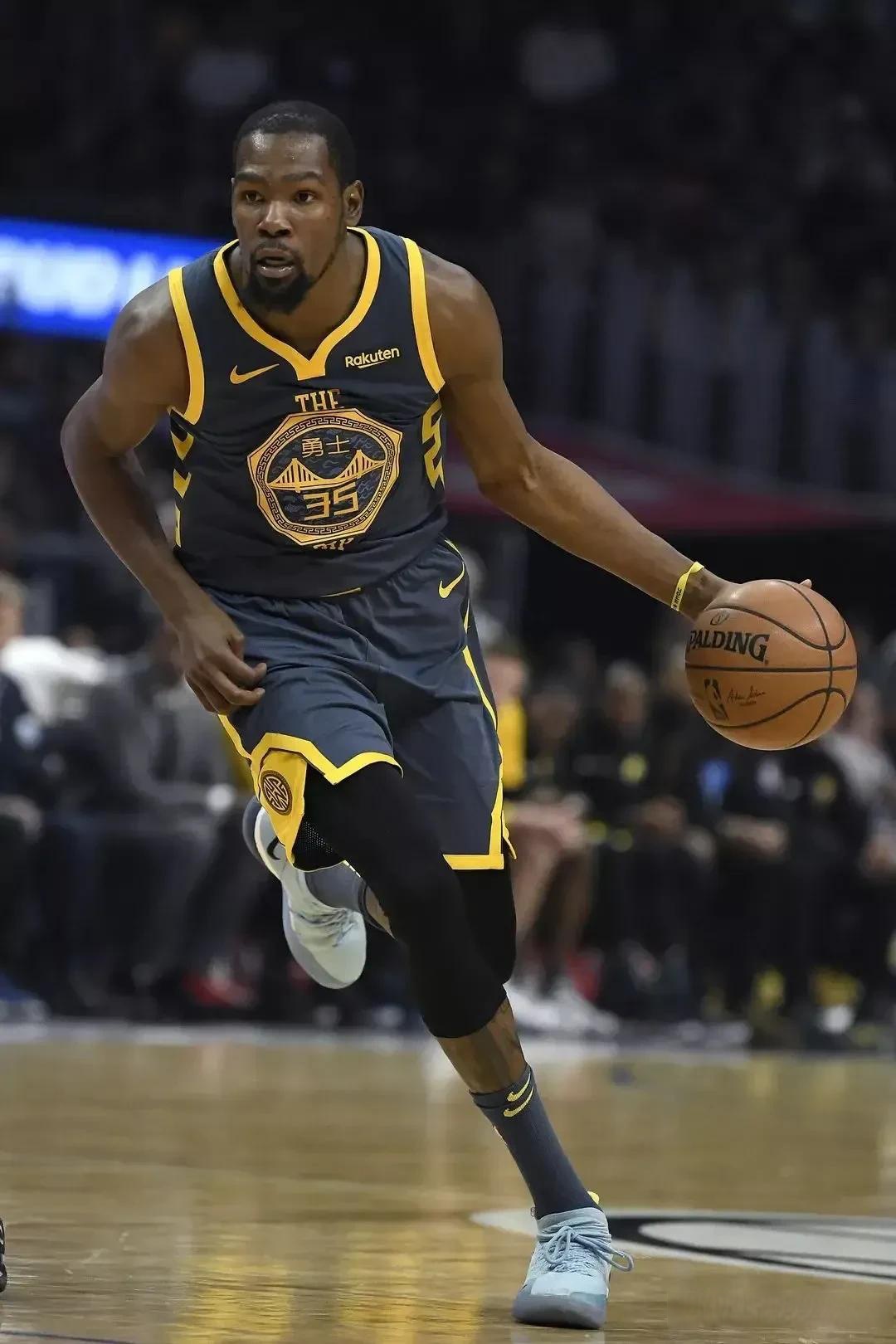 首发阵容和 首发阵容和