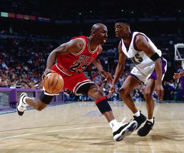 多次在跑动 多次在跑动